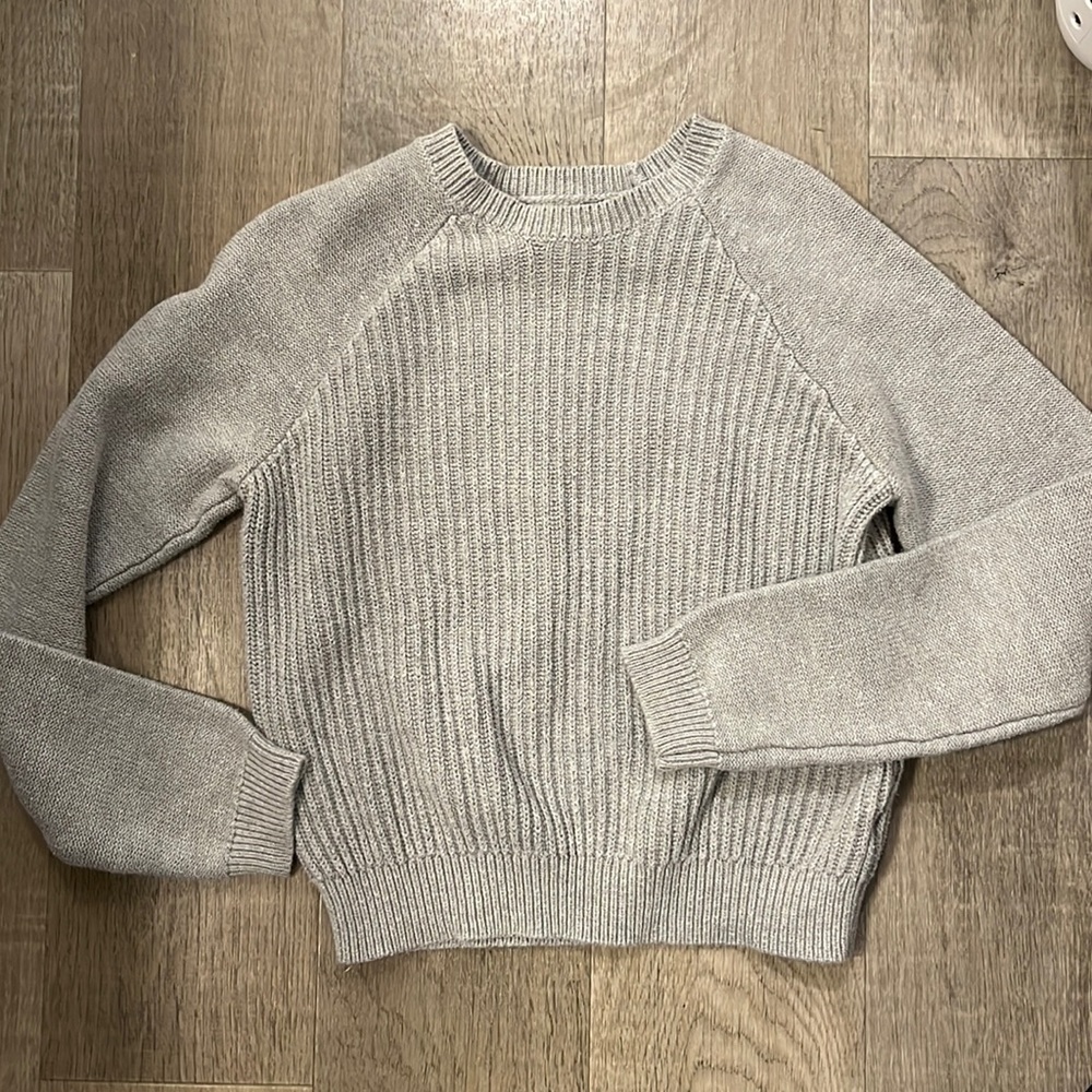 Aeropostale gray sweater